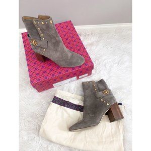 Tory Burch Kira 70 MM Stud Bootie Natural Suede Block Heel 8.5